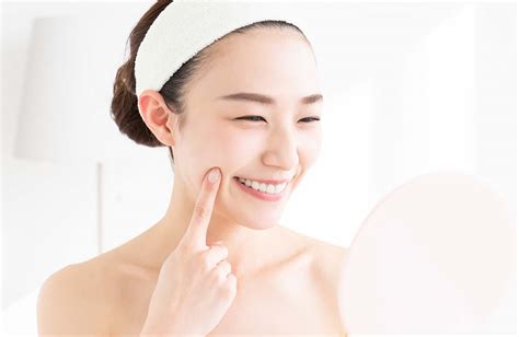 健康的皮膚|美肌になるには？ 美肌を叶える生活習慣と年齢・肌質別のスキ。